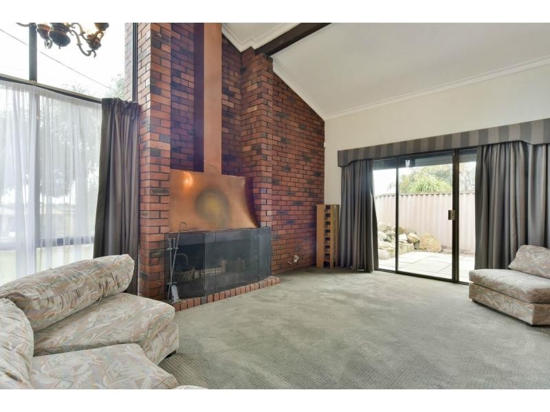 15 Gunn Court, Thornlie WA 6108