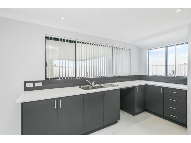 21 Pacific Promenade, Alkimos WA 6038