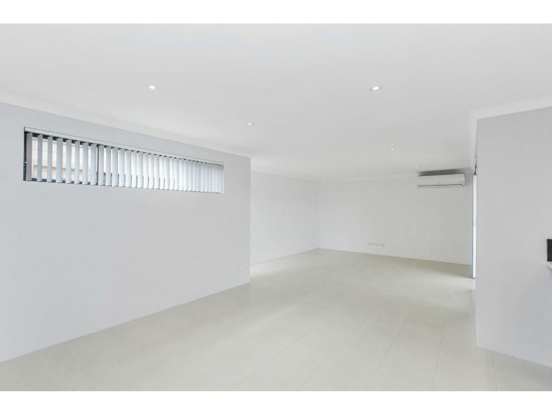 21 Pacific Promenade, Alkimos WA 6038