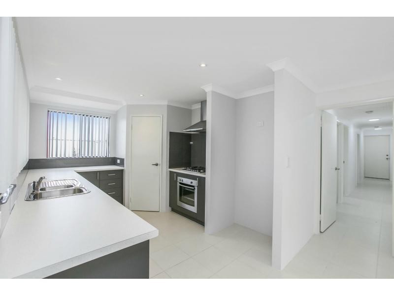 21 Pacific Promenade, Alkimos WA 6038