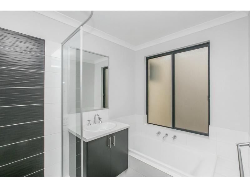 21 Pacific Promenade, Alkimos WA 6038