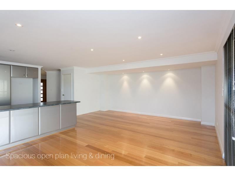 33 Susan Road, Madeley WA 6065