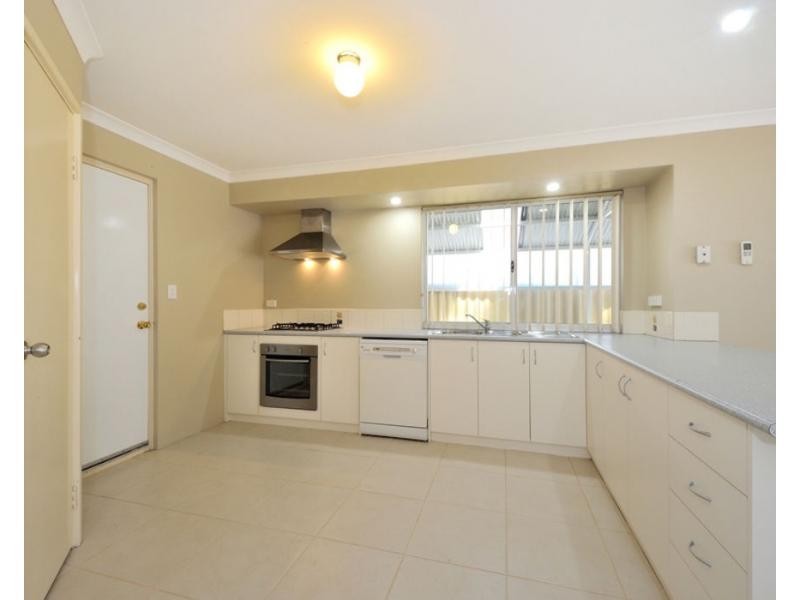 46 Endeavour Drive, Port Kennedy WA 6172