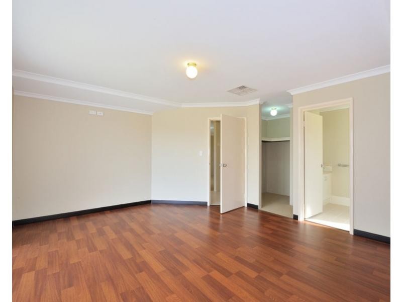 46 Endeavour Drive, Port Kennedy WA 6172