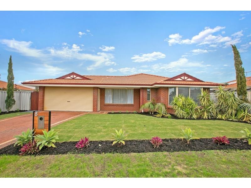 8 Luff Lane, Waikiki WA 6169