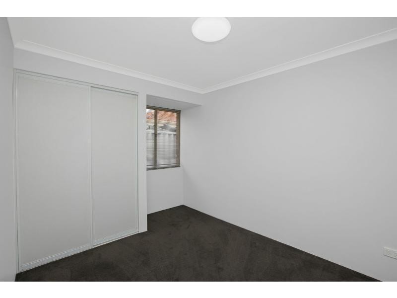 8 Luff Lane, Waikiki WA 6169