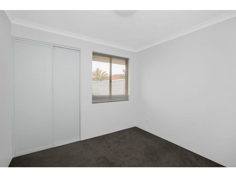8 Luff Lane, Waikiki WA 6169