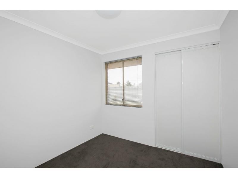 8 Luff Lane, Waikiki WA 6169