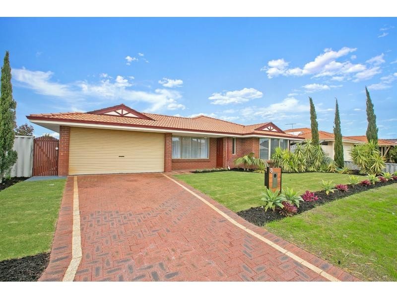 8 Luff Lane, Waikiki WA 6169