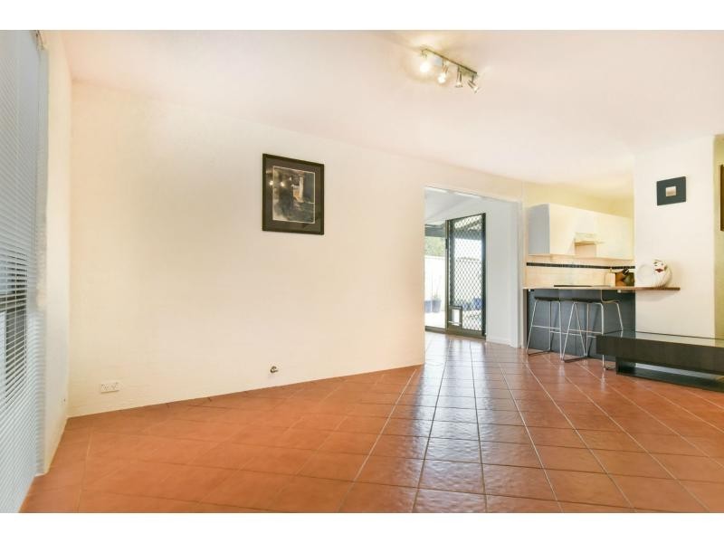 9/30 Kathleen Street, Yokine WA 6060