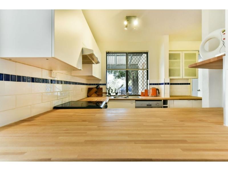 9/30 Kathleen Street, Yokine WA 6060