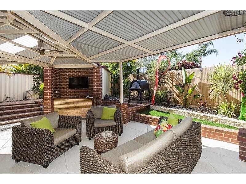 76 Hope Avenue, Manning WA 6152