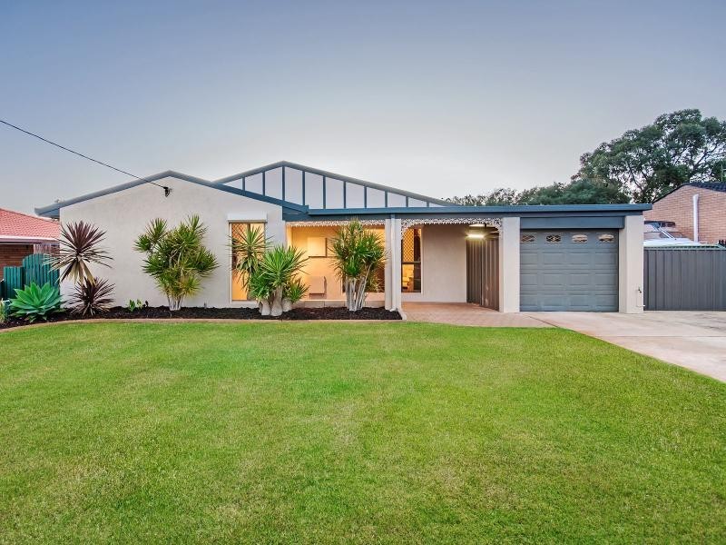 9 Leeder Street, Safety Bay WA 6169