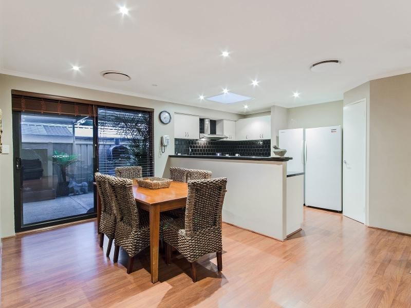 4 Nottely Crescent, Secret Harbour WA 6173