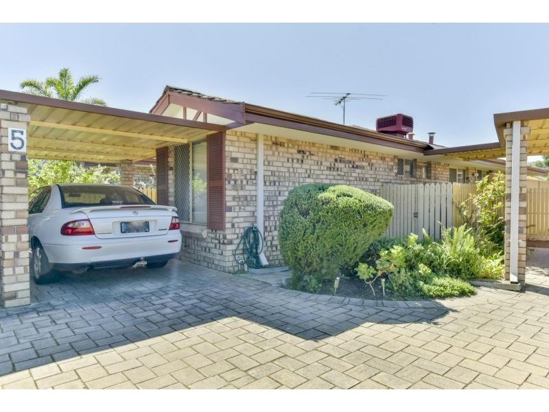 5/7 Sepia Court, Rockingham WA 6168