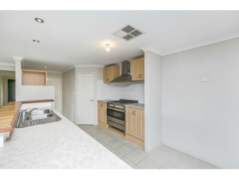 163 Harpenden Street, Huntingdale WA 6110