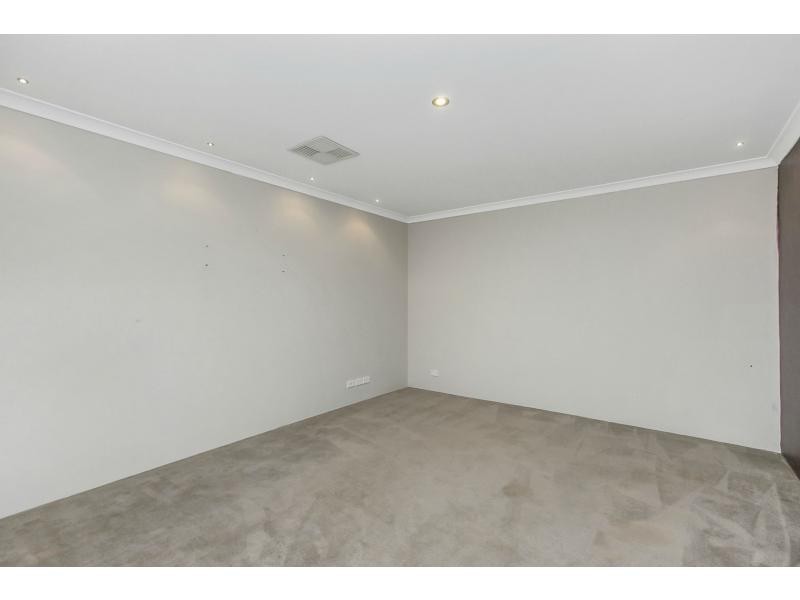 163 Harpenden Street, Huntingdale WA 6110