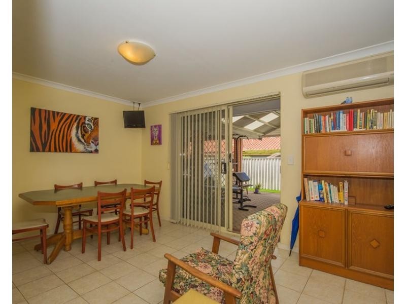 2/347 Grand Promenade, Dianella WA 6059