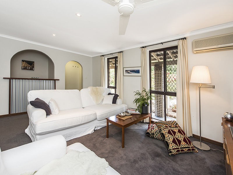 1/52 Alexandra Road, East Fremantle WA 6158