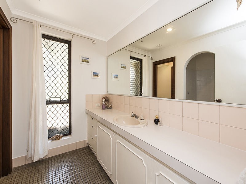 1/52 Alexandra Road, East Fremantle WA 6158