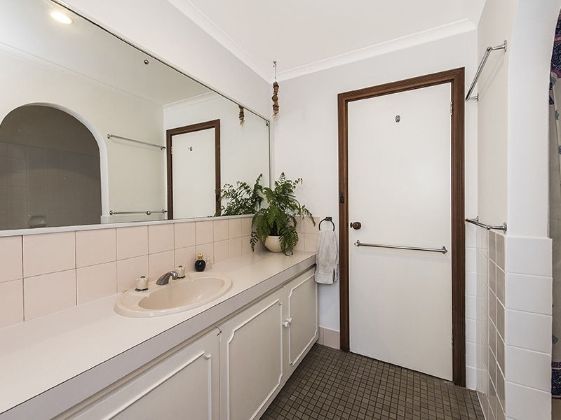 1/52 Alexandra Road, East Fremantle WA 6158