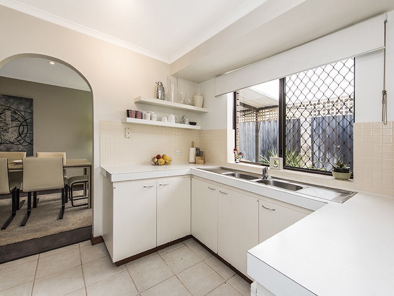 1/52 Alexandra Road, East Fremantle WA 6158
