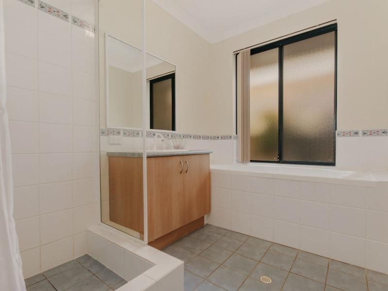 38 Birchley Road, Coodanup WA 6210