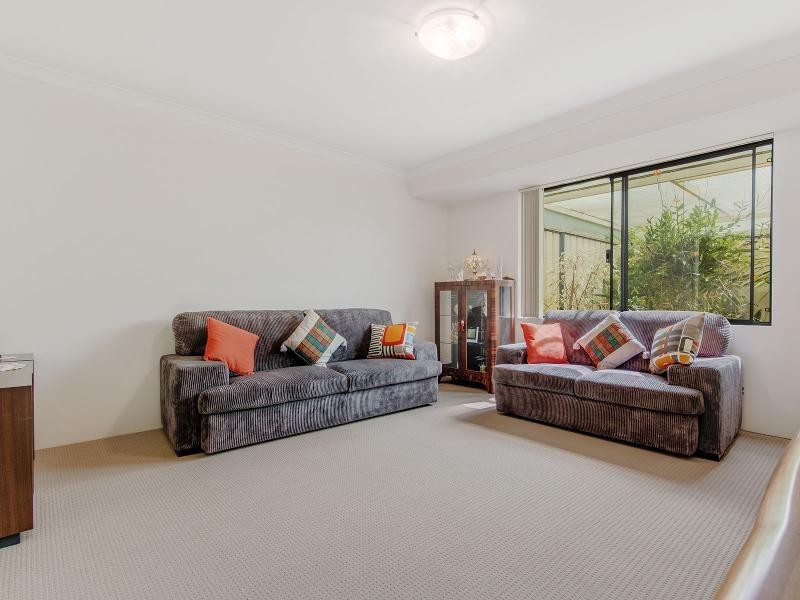 35A June Road, Safety Bay WA 6169