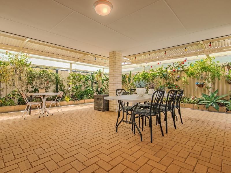 35A June Road, Safety Bay WA 6169