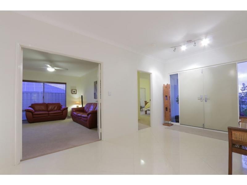 119 Waldburg Drive, Tapping WA 6065