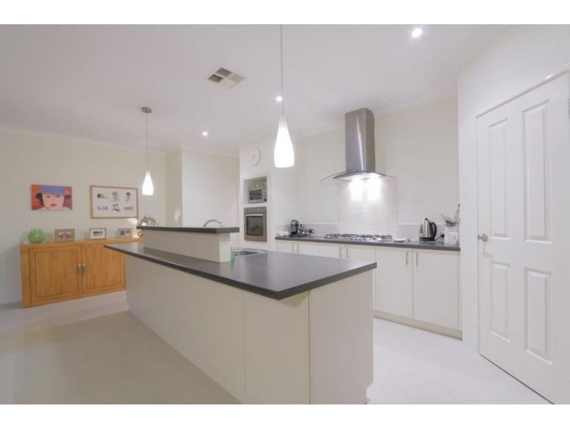 119 Waldburg Drive, Tapping WA 6065