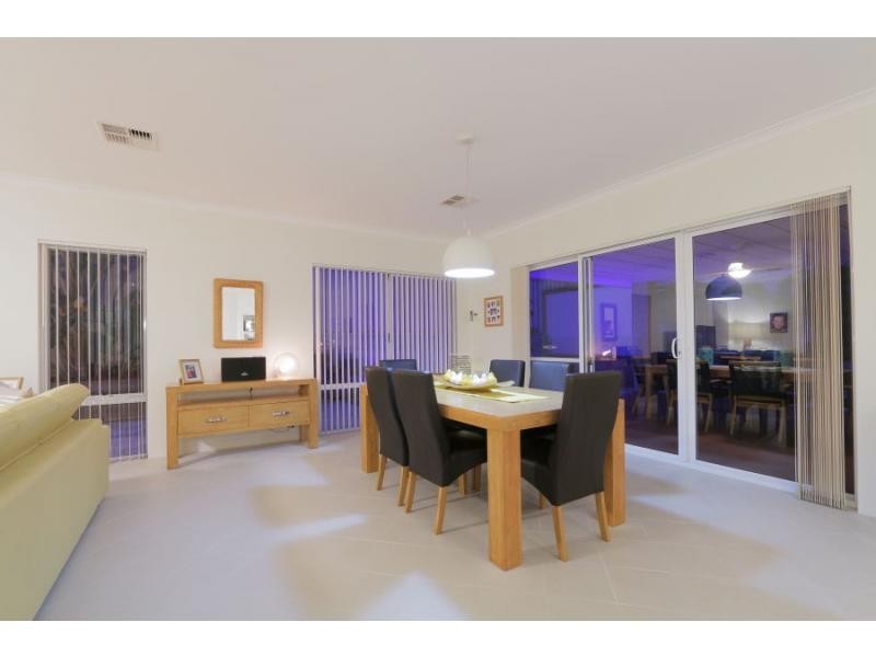 119 Waldburg Drive, Tapping WA 6065