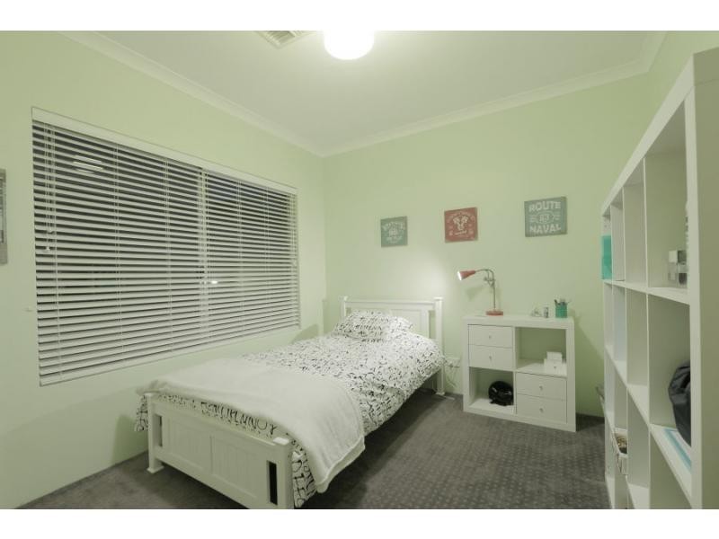 119 Waldburg Drive, Tapping WA 6065