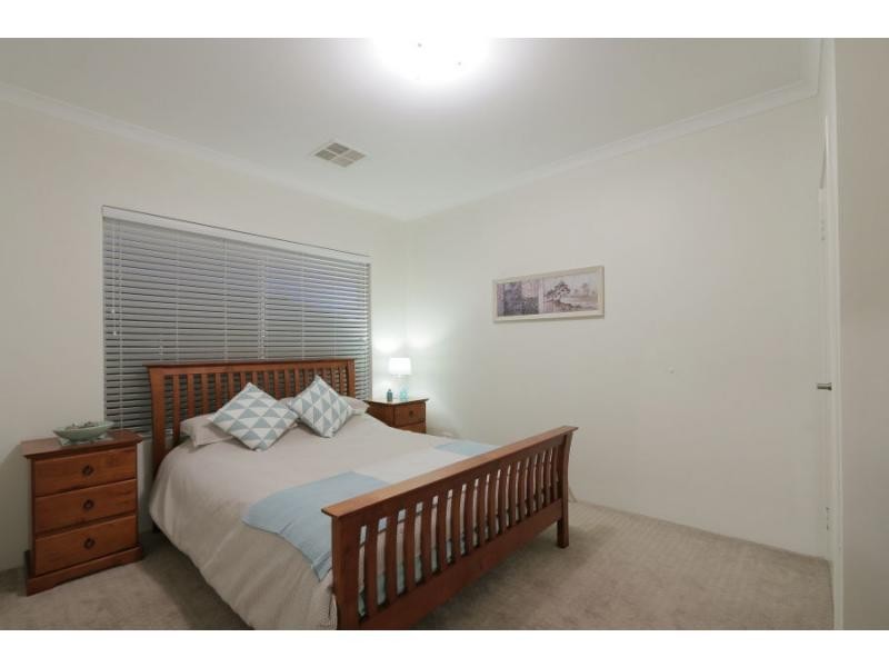 119 Waldburg Drive, Tapping WA 6065