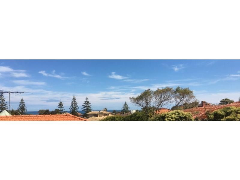 20 Naval Parade, Ocean Reef WA 6027