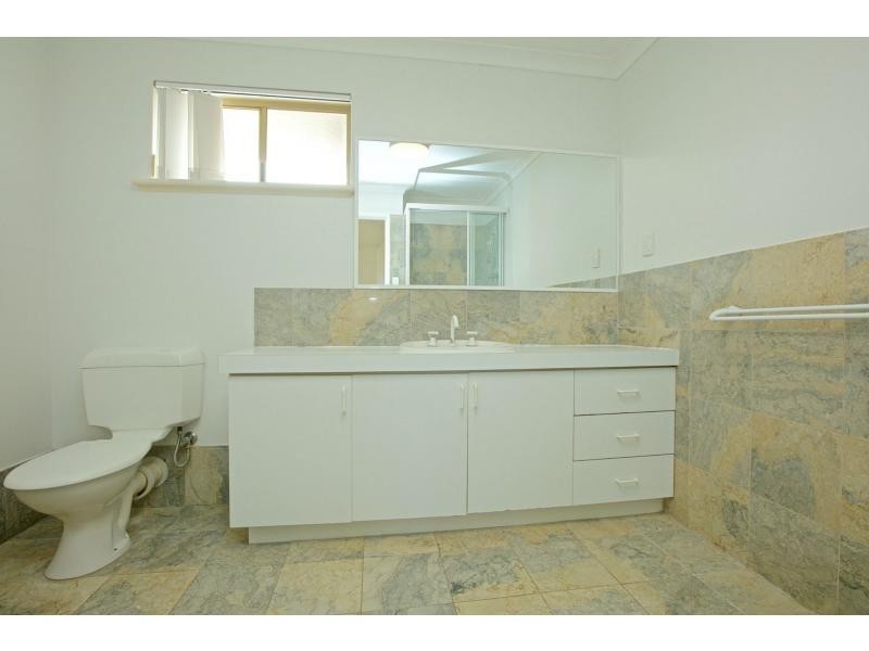 20 Naval Parade, Ocean Reef WA 6027