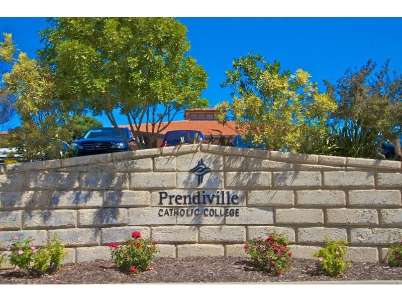 20 Naval Parade, Ocean Reef WA 6027