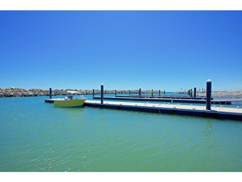 20 Naval Parade, Ocean Reef WA 6027