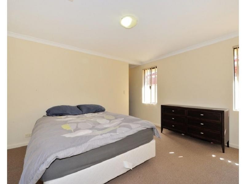 33 Kumarina Drive, Secret Harbour WA 6173