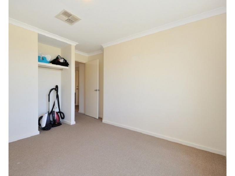 33 Kumarina Drive, Secret Harbour WA 6173