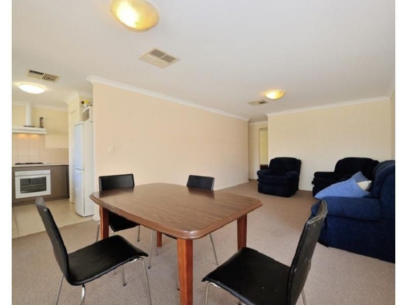 33 Kumarina Drive, Secret Harbour WA 6173