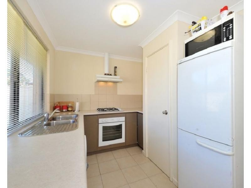 33 Kumarina Drive, Secret Harbour WA 6173