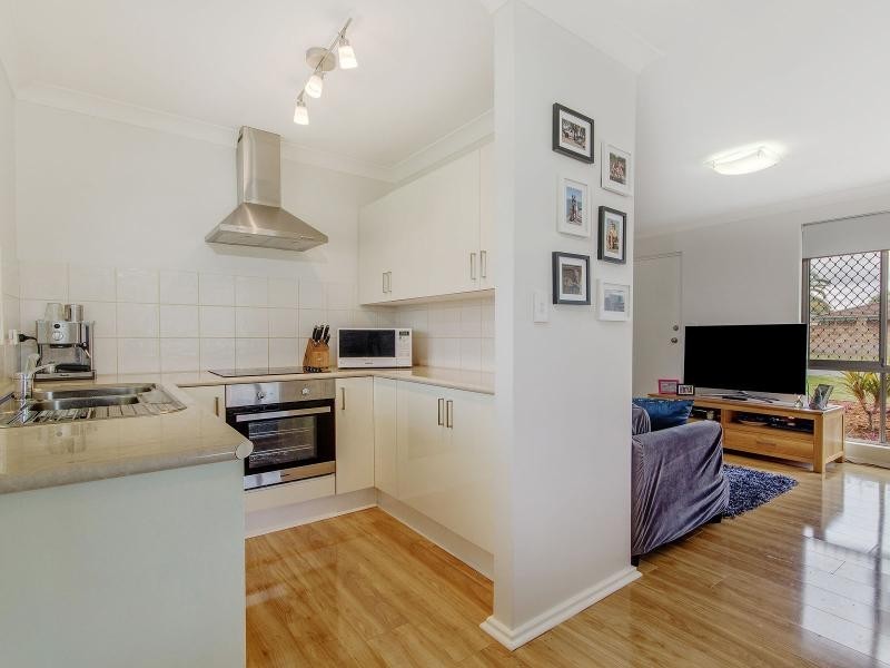 1 Cutter Road, Waikiki WA 6169