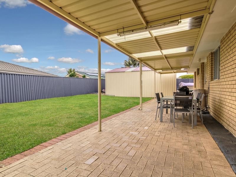 1 Cutter Road, Waikiki WA 6169