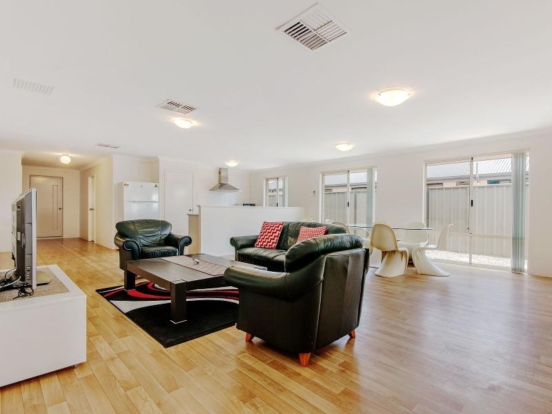 72 Colreavy Ramble, Baldivis WA 6171