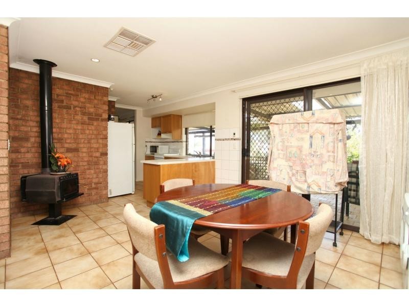 71 Corring Way, Parmelia WA 6167