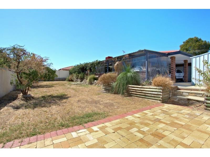 71 Corring Way, Parmelia WA 6167