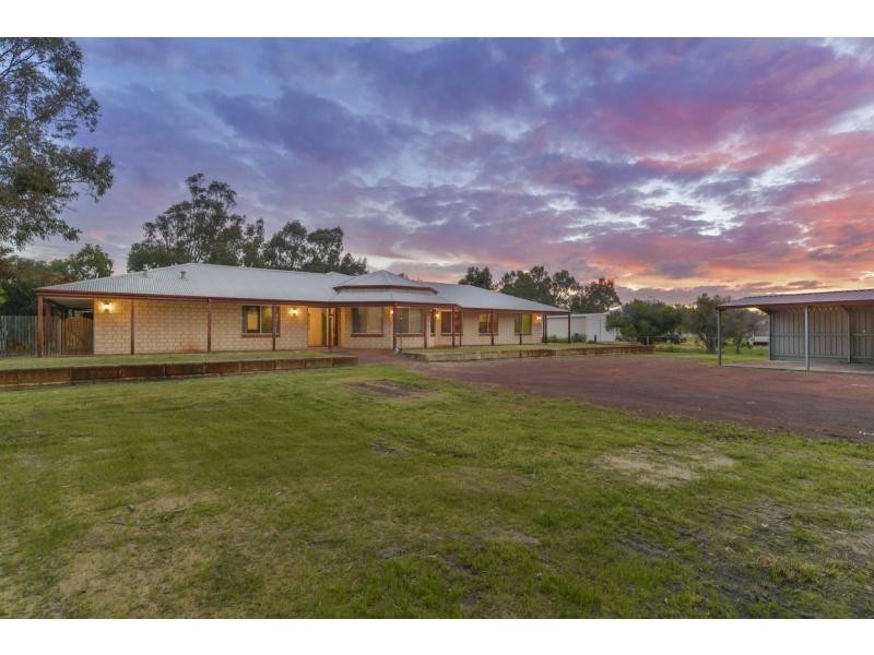 19 Beacham Road, Serpentine WA 6125