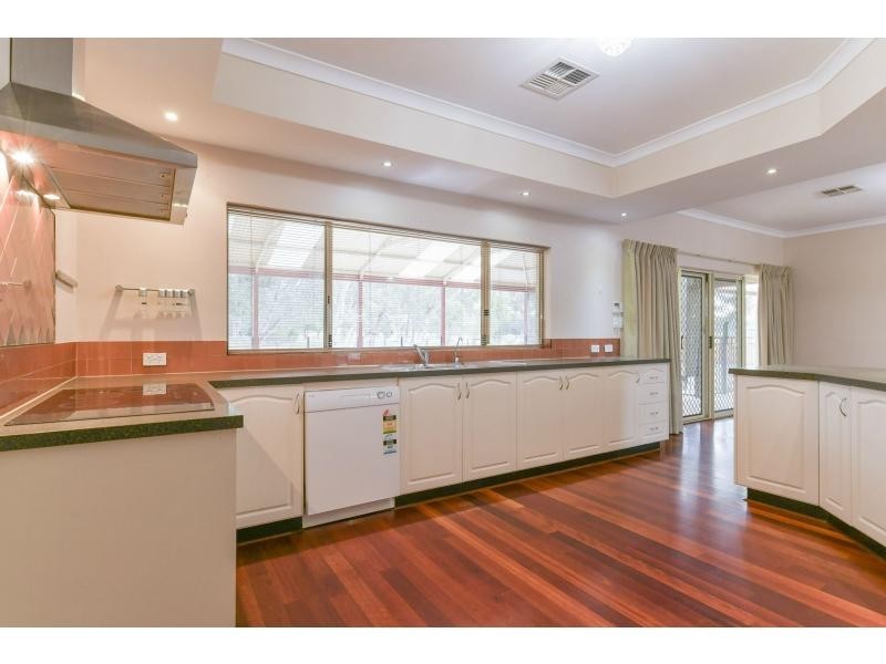 19 Beacham Road, Serpentine WA 6125