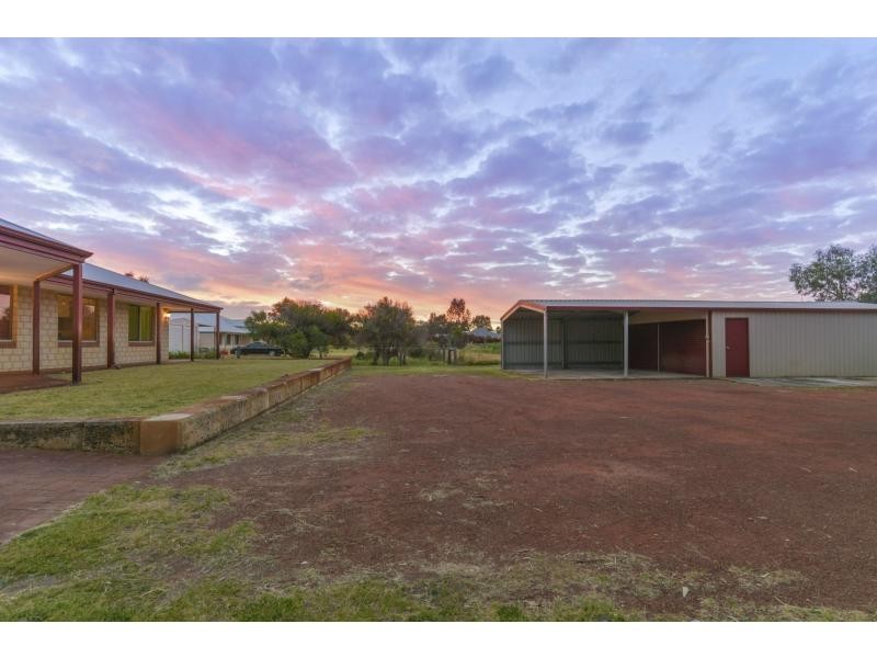 19 Beacham Road, Serpentine WA 6125